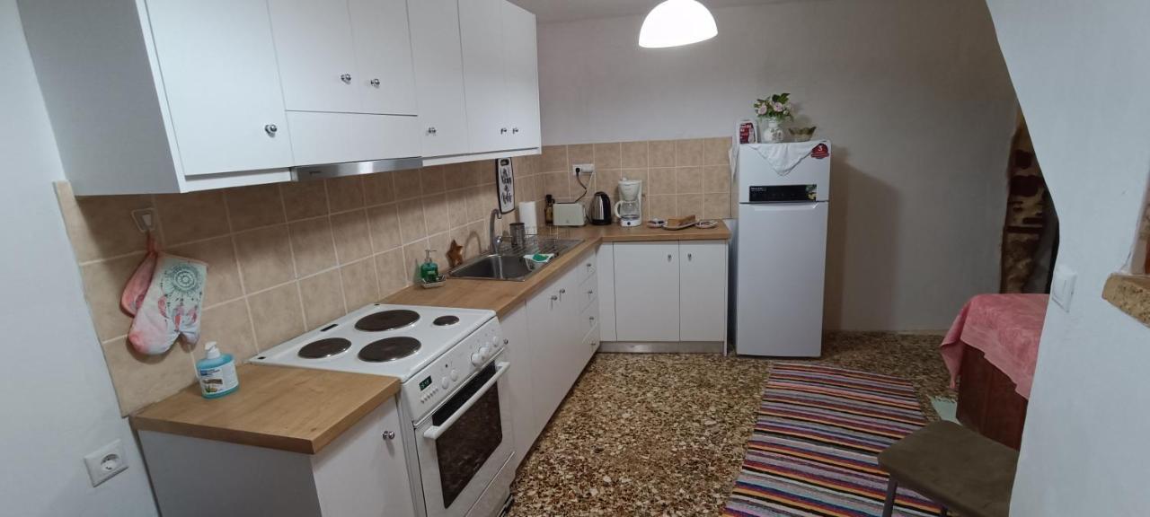 Comfortable And Spacious Stone Traditional Apartment Chania  Buitenkant foto